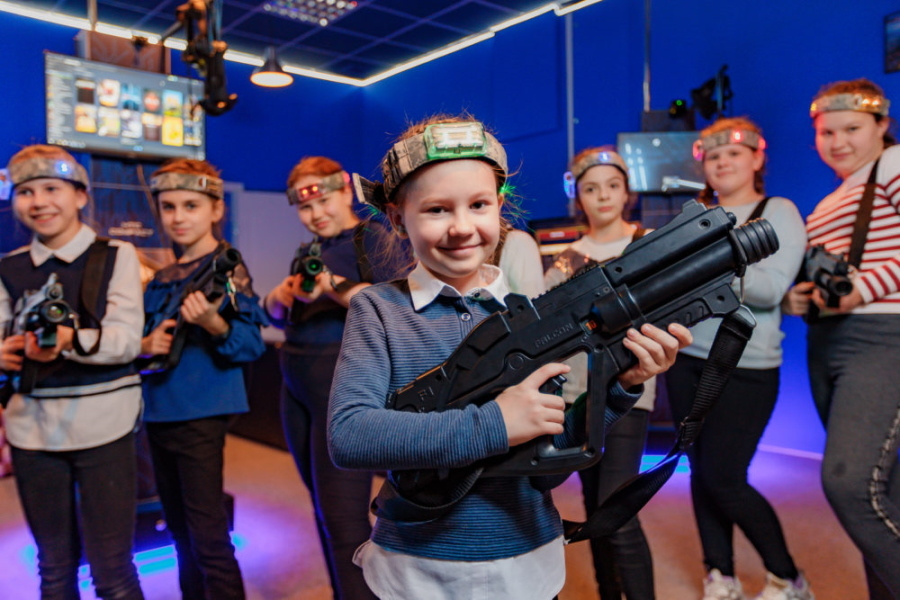 Квест в реальности Лазертаг от компании VR-Клуб Квест в реальности Лазертаг от компании VR-Клуб